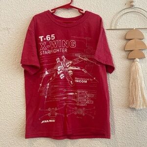 Star Wars red t-shirt youth large, EUC.
